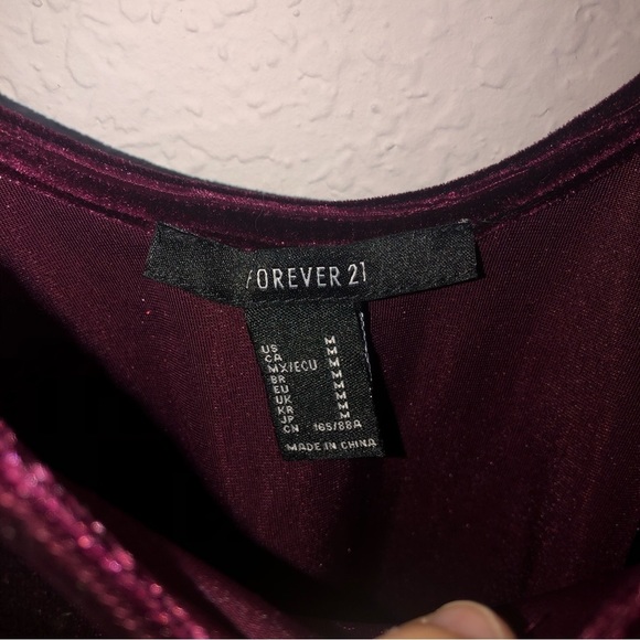 𝅺FOREVER 21 maroon velvet rhinestone straps bodysuit size medium - Picture 4 of 5